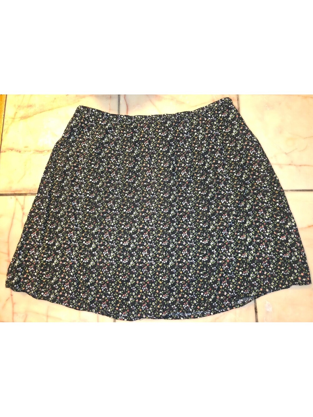 Vintage 90s V/S Vintage Studio Ditsy Floral Miniskirt Made in USA Size XL